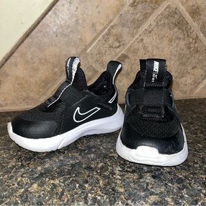 Nike Flex Runner Toddler Size 4 Black